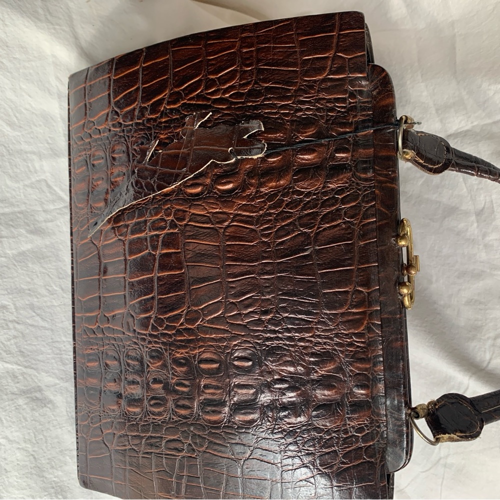 Vintage Women's Alligator  Embossed Brown Handbag - Picture 3 of 8
